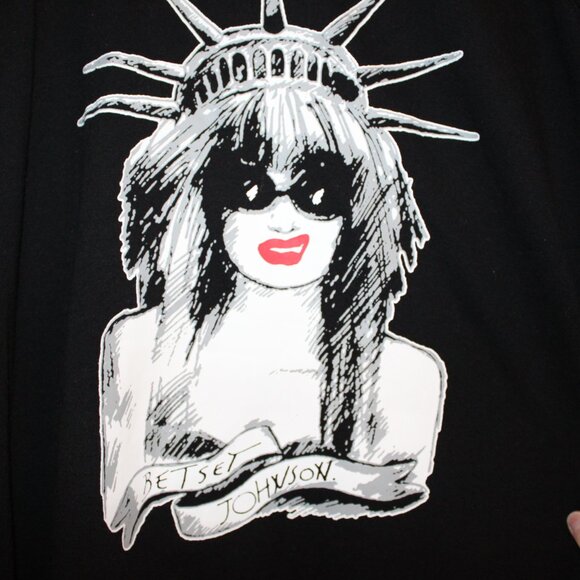 NWT Torrid Betsey Johnson Raglan sweatshirt 5X(28W) NICE! - Picture 4 of 4